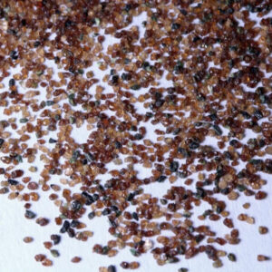 Garnet sand 30-60 # لسفع الرمال على سطح قطعة العمل غير مصنف -2-